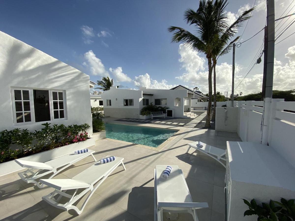 Movida Inn Aruba شاطئ بالم المظهر الخارجي الصورة